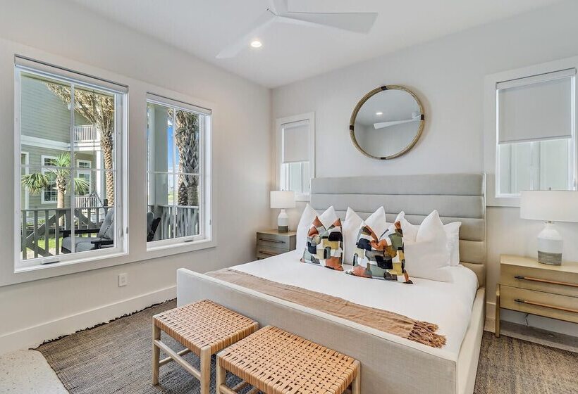 Friday S Comin  132 Bar