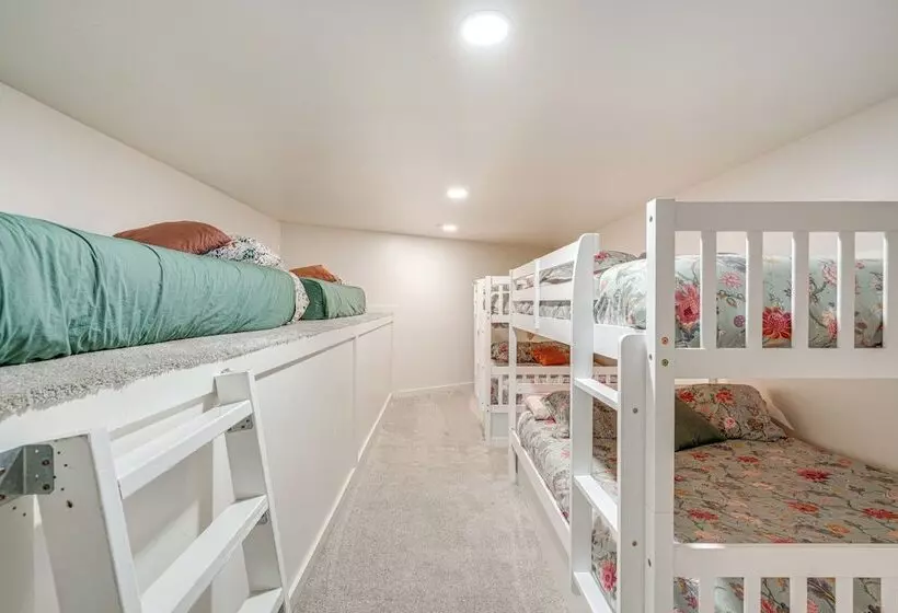 Group Friendly Panguitch Cabin Near Nat L Parks!