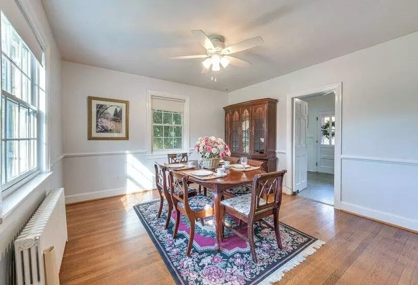 Historic Glen Allen Home ~ 11 Mi To Richmond!