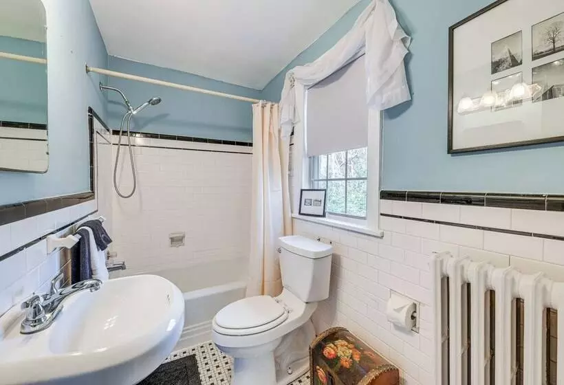 Historic Glen Allen Home ~ 11 Mi To Richmond!