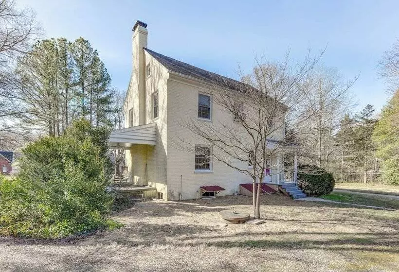 Historic Glen Allen Home ~ 11 Mi To Richmond!