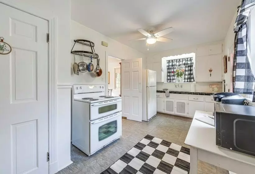 Historic Glen Allen Home ~ 11 Mi To Richmond!