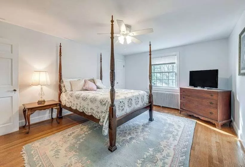 Historic Glen Allen Home ~ 11 Mi To Richmond!