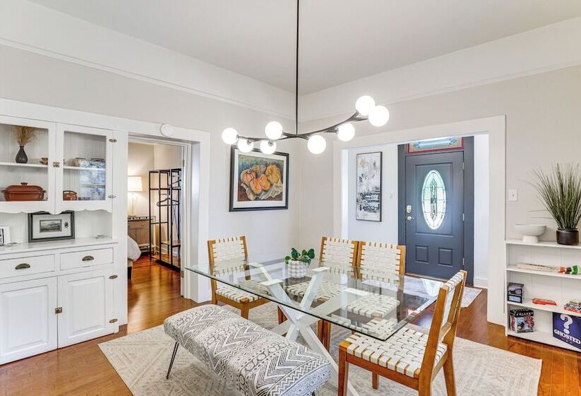 < 1 Mi To Downtown: Historic Tucson Home W/ Patio