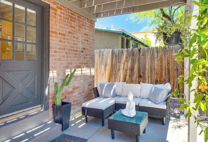 < 1 Mi To Downtown: Historic Tucson Home W/ Patio