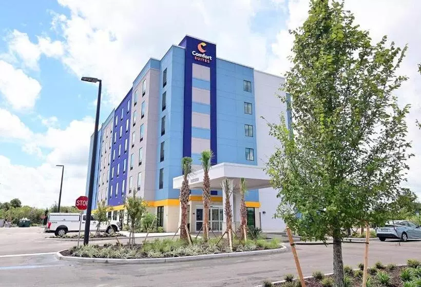 ホテル Comfort Suites Titusville Near Kennedy Space Center