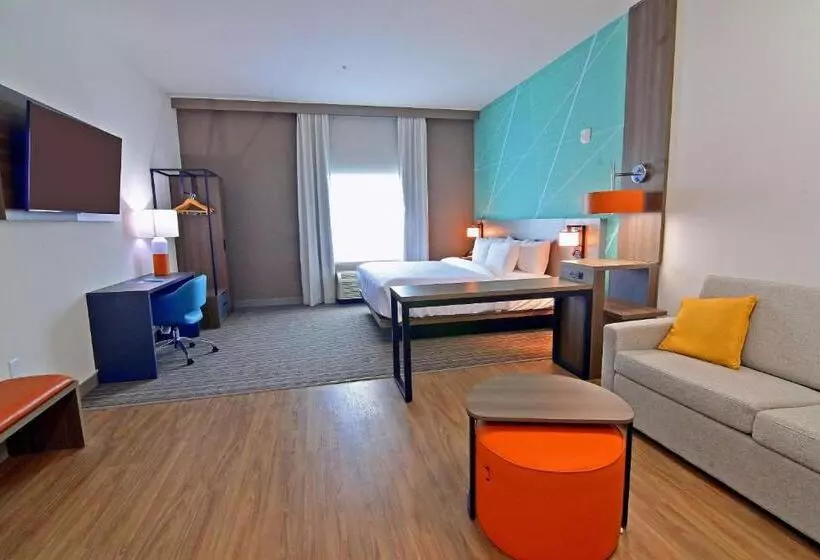ホテル Comfort Suites Titusville Near Kennedy Space Center