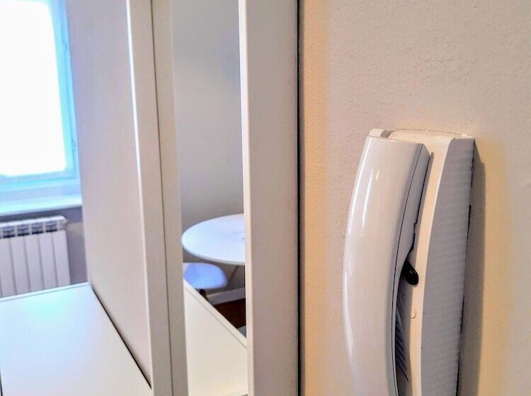 酒店 Monza Apartments