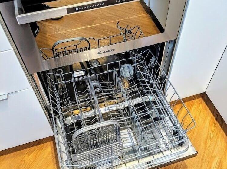 酒店 Monza Apartments