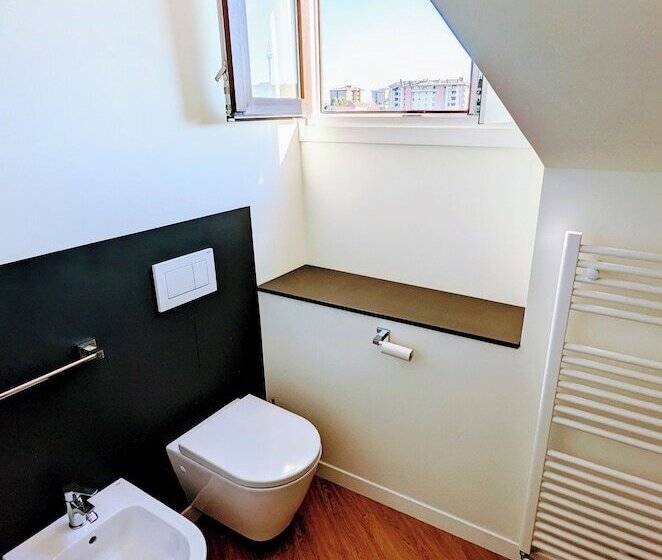 酒店 Monza Apartments