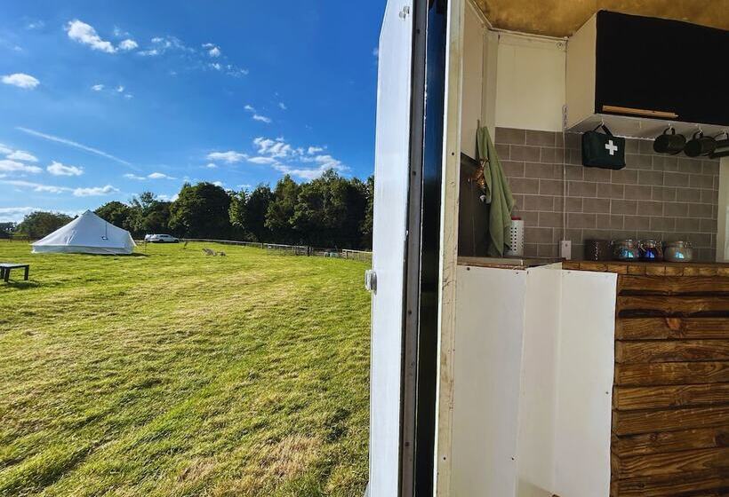 ホテル The Bells South Berrington