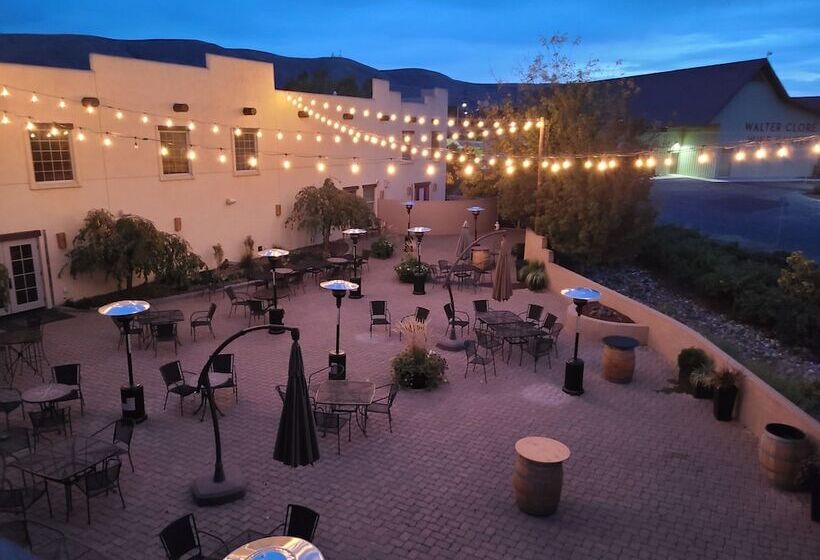 Inn At Desert Wind Winery