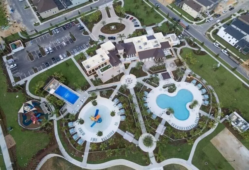 Jodie S Luxury Solara Home