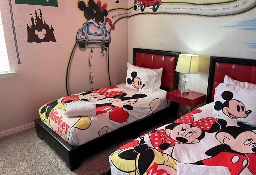 Jodie S Luxury Solara Home