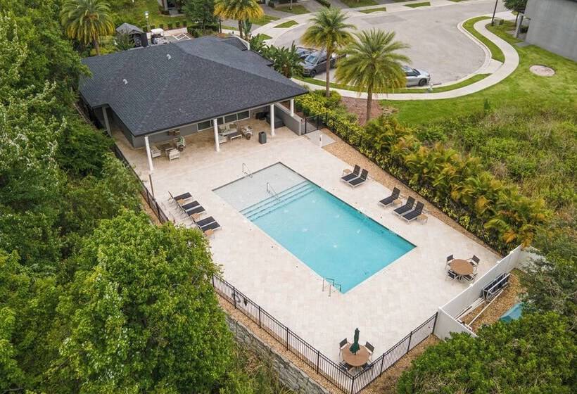 Luxury Remodeled Home W/splash Pool Near Disney 31