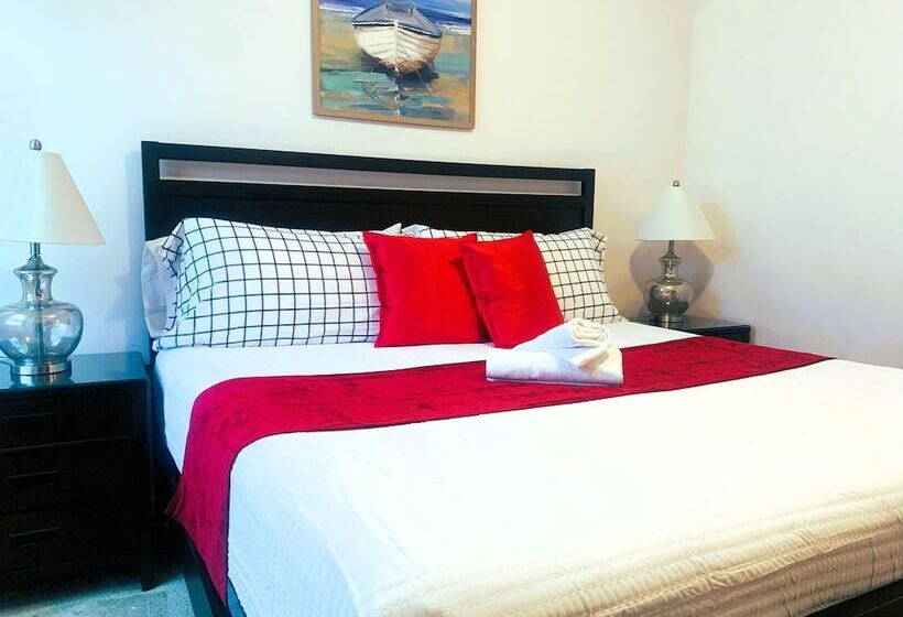 Magic Kingdom Lodgings