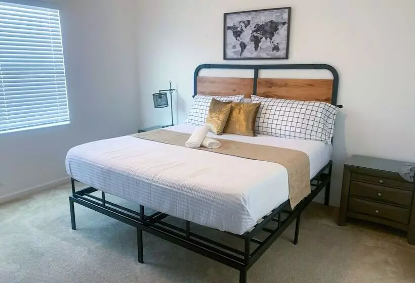 Magic Kingdom Lodgings