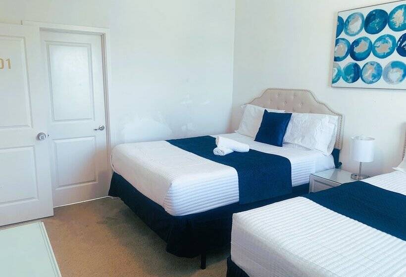 Magic Kingdom Lodgings