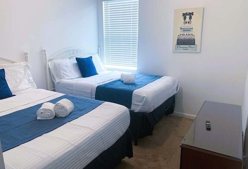 Magic Kingdom Lodgings