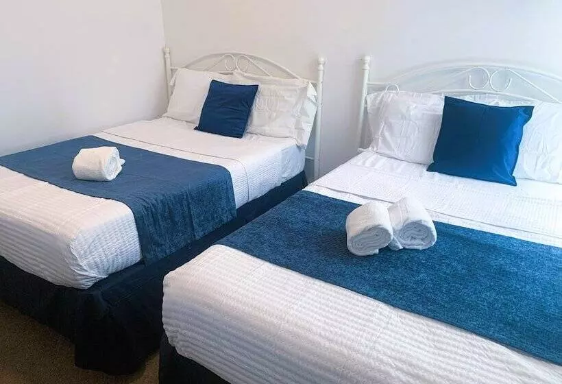 Magic Kingdom Lodgings