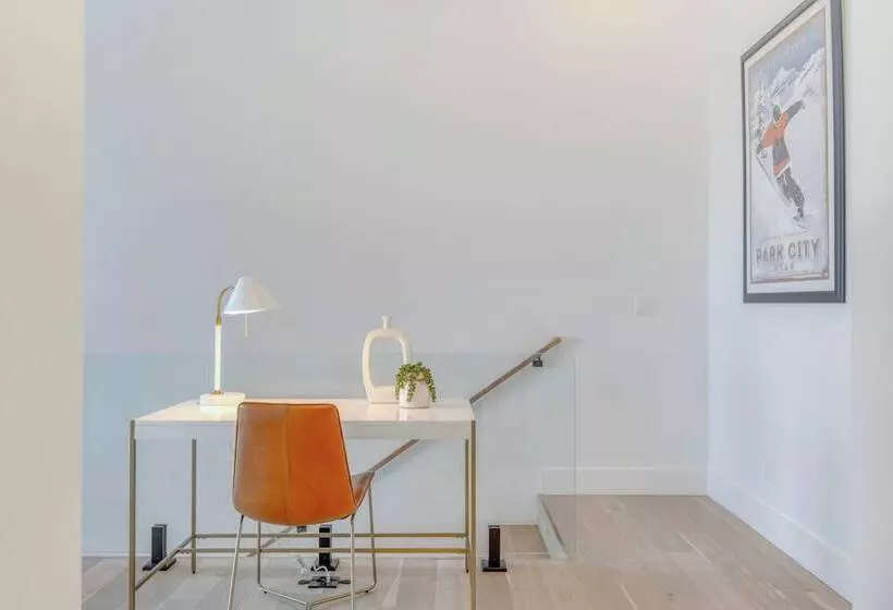 The Ridge At Canyons Village By Avantstay Stunning Ski In/out Condo W/ Hot Tub