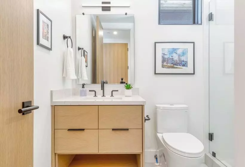 The Ridge At Canyons Village By Avantstay Stunning Ski In/out Condo W/ Hot Tub