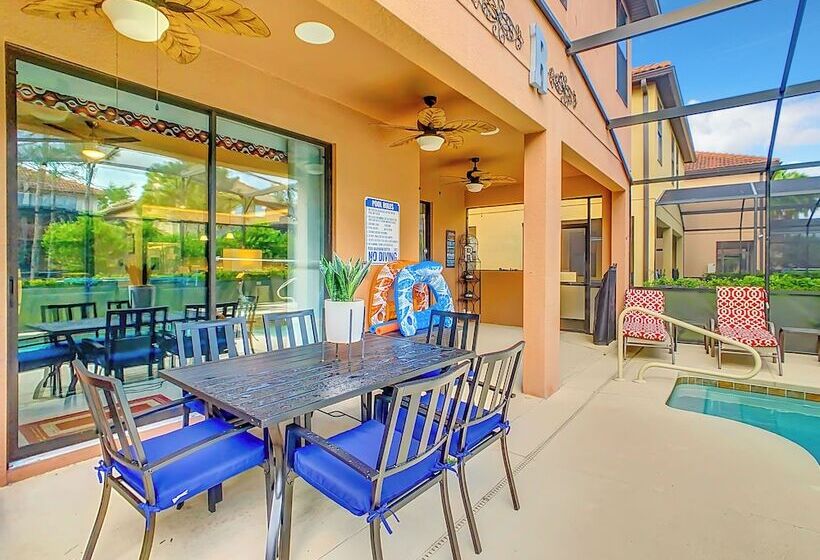 Paradise Away From The Parks At Solterra