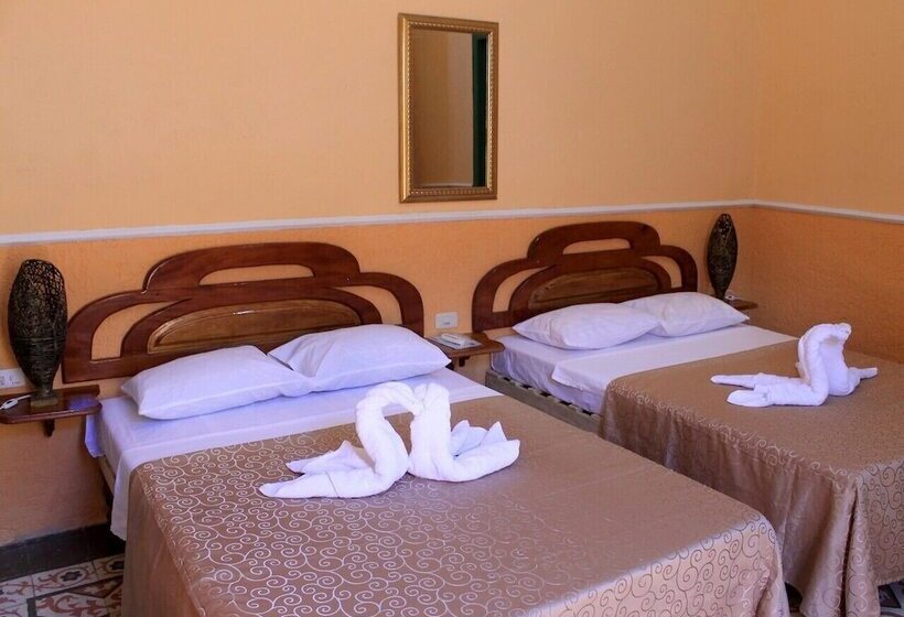 پانسیون Hostal Aguinaga Trinidad