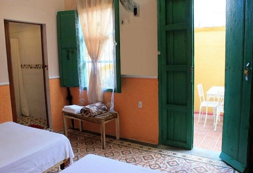 پانسیون Hostal Aguinaga Trinidad