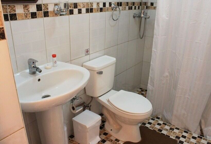 پانسیون Hostal Aguinaga Trinidad