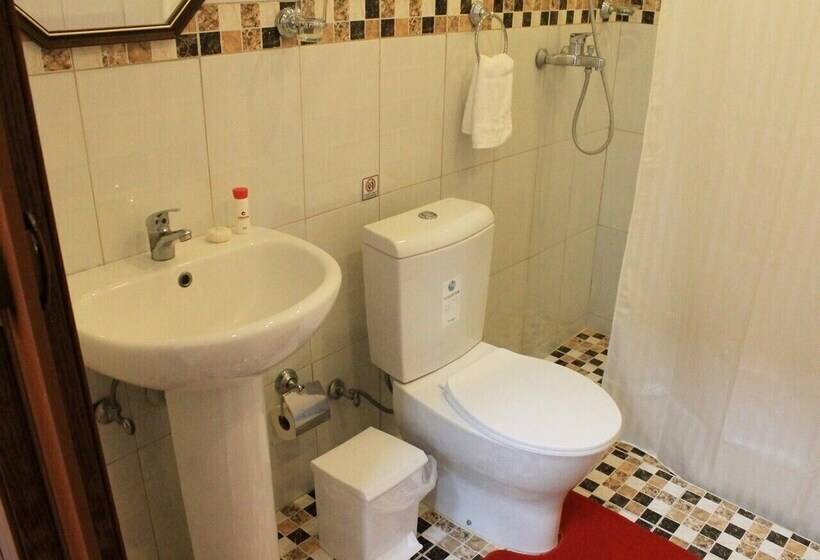 پانسیون Hostal Aguinaga Trinidad