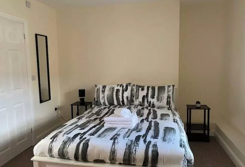 Majatalo Prince Of Wales Rooms