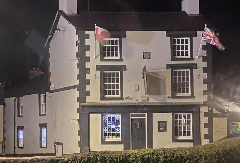 Majatalo Prince Of Wales Rooms