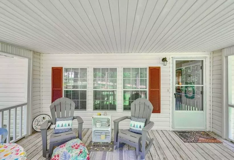 Pet Friendly Sparta Retreat: Boat Dock & Fire Pit!