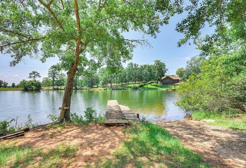 Pet Friendly Sparta Retreat: Boat Dock & Fire Pit!