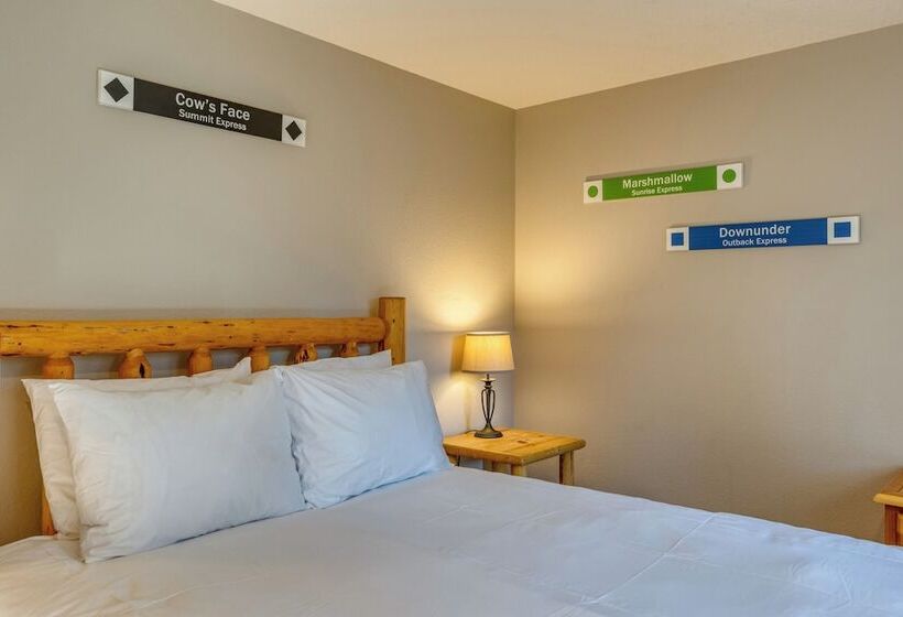 Quail By Avantstay Great Location + Game Room, Hot Tub, & Deck!