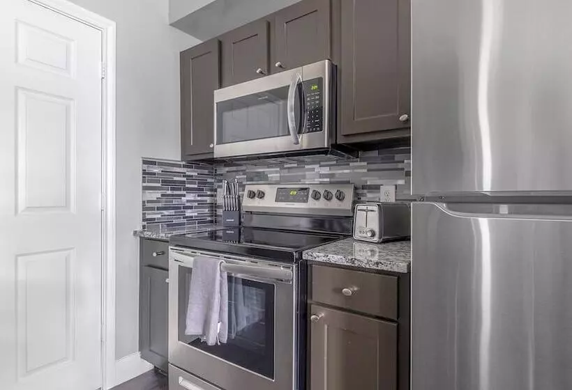 Riverpark Apartments By Barsala