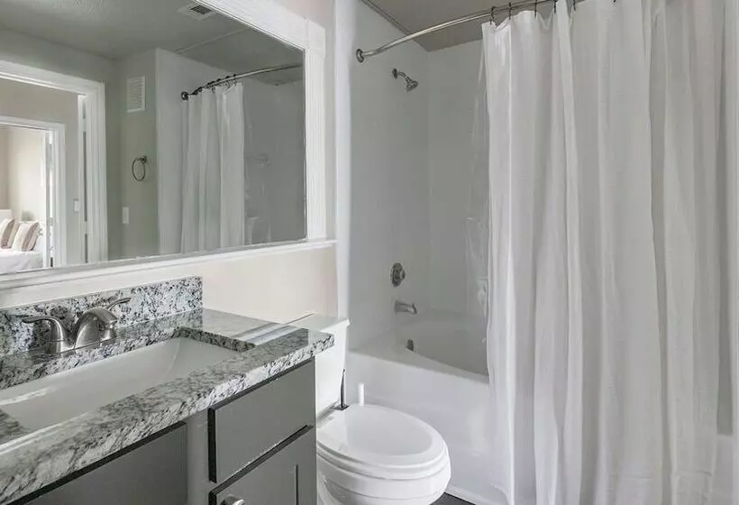 Riverpark Apartments By Barsala