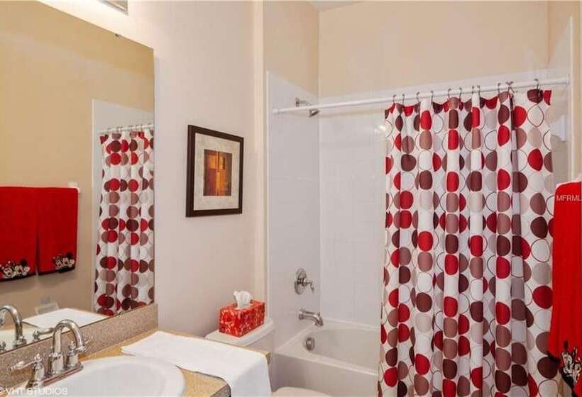 Richie S West Haven Vacation Home