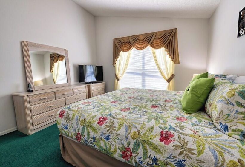 Sandra S Eagle Pointe Vacation Home