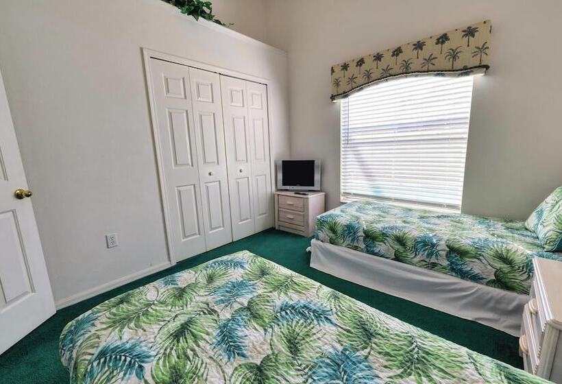 Sandra S Eagle Pointe Vacation Home