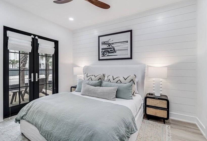 Sandy Cheeks 409 Coa