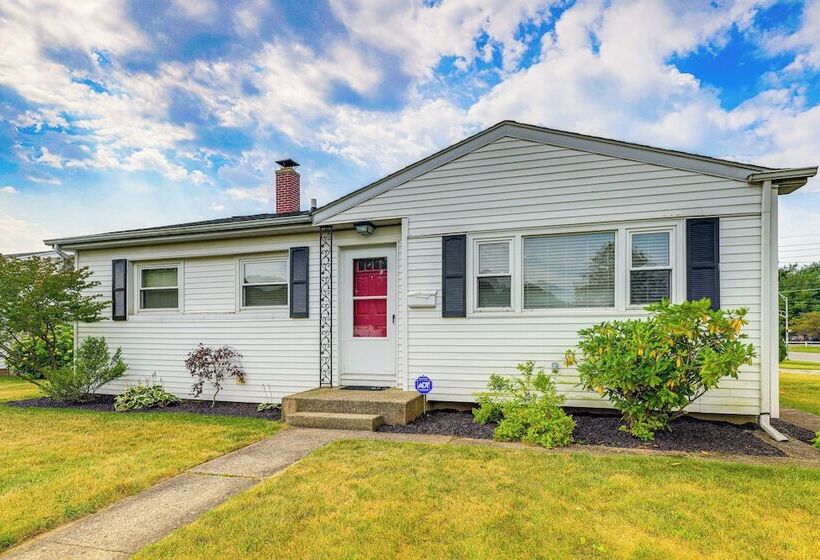 South Bend Home < 2 Mi To Notre Dame Stadium!