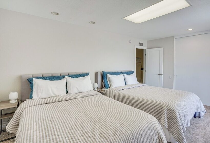 Spacious Home W/ Pool & Jacuzzi Near Laguna Beach!