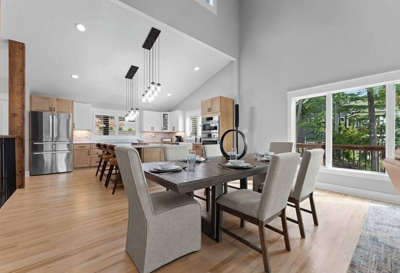 Water Break At The Lake By Avantstay Lakefront + Private Dock