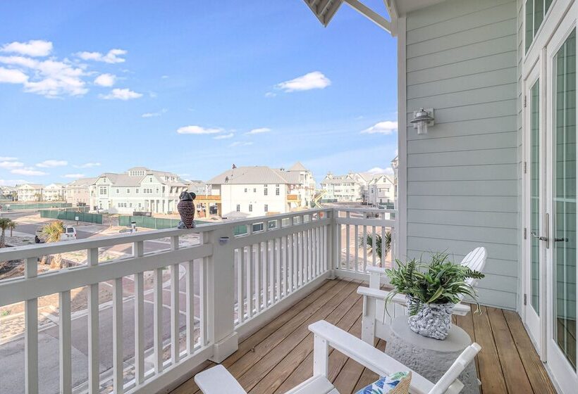 Whale Of A Time 154 Sou