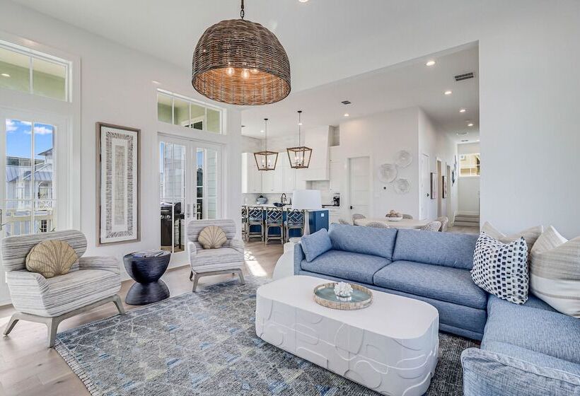 Whale Of A Time 154 Sou