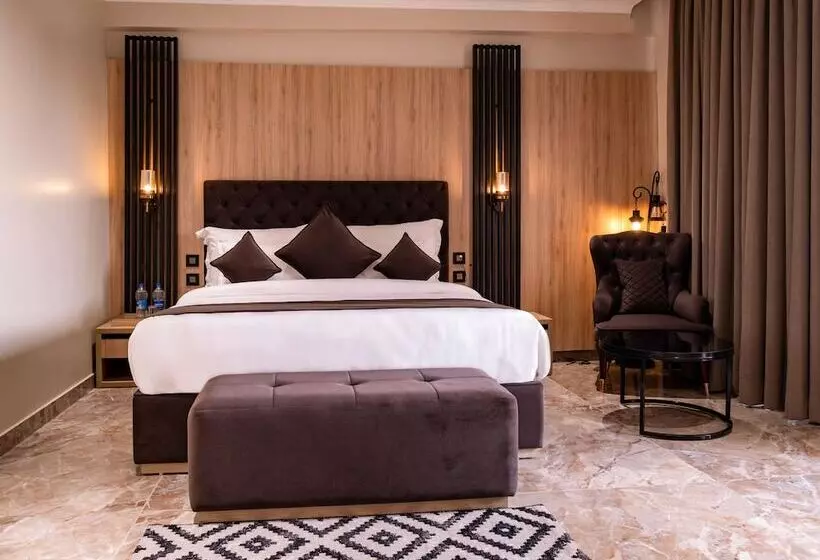 Alpine Hotel And Villas