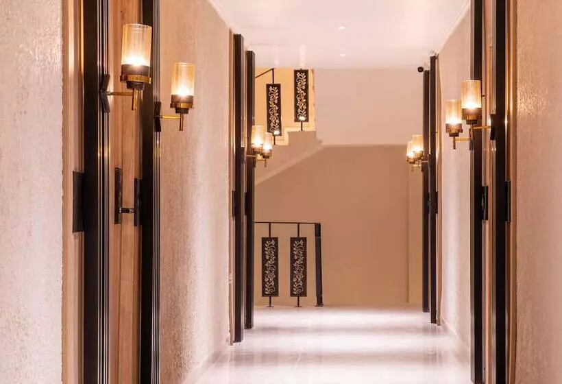 Alpine Hotel And Villas