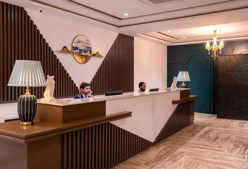 Alpine Hotel And Villas